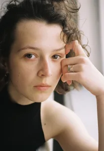Альона
